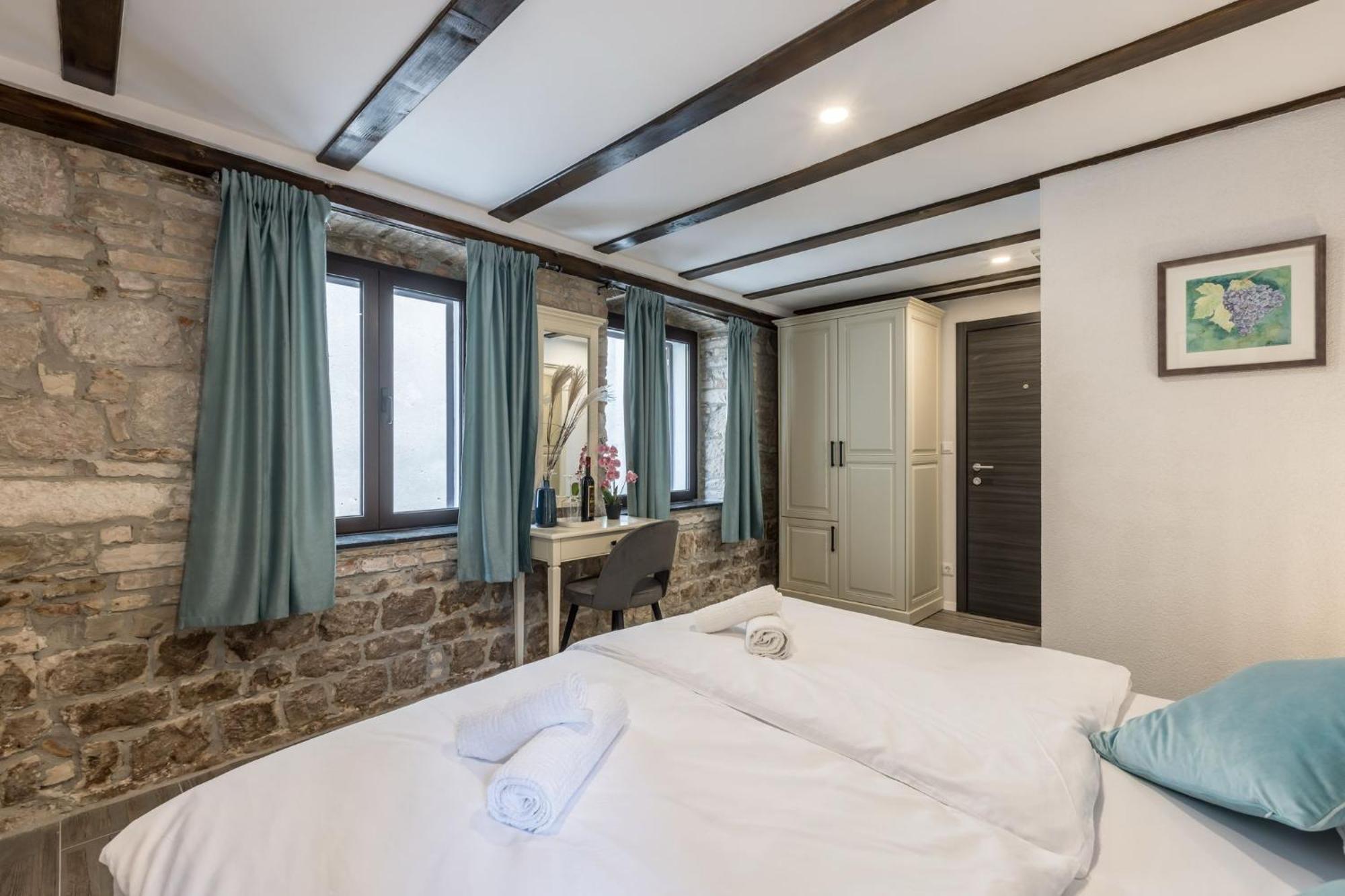 Old Town B&B Rooms Matusko Split Exterior photo